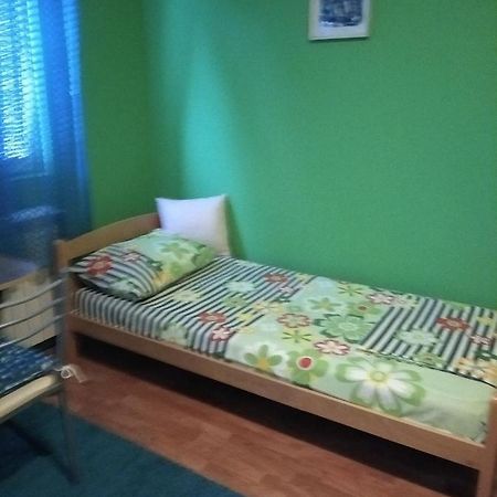 Buric Rooms Nikšić Buitenkant foto